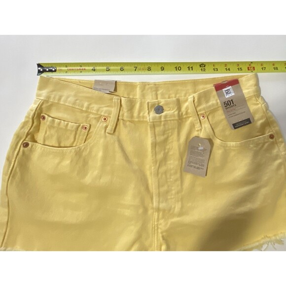 NWT Levi's 501 Womens Shorts 32 High Rise Cut Off Raw Yellow Denim $59 - Picture 6 of 9